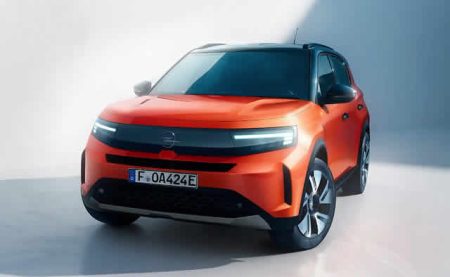 Opel Frontera crossover compatto spazioso. Offerta Noleggio Lungo Termine MCM Perugia